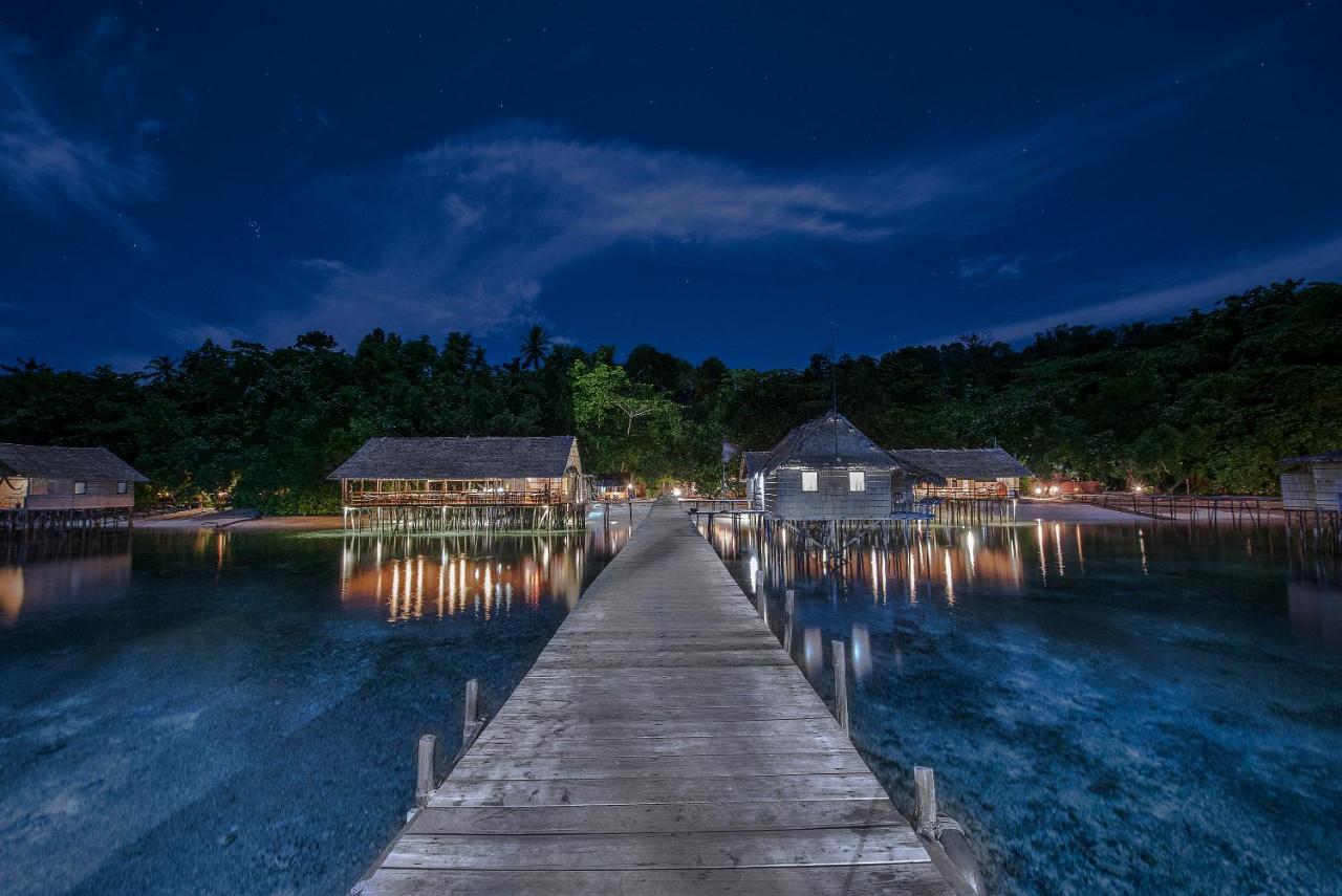 Papua Paradise Eco Resort Pulau Birie Exterior photo